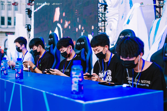 政府推出的 政府推出的