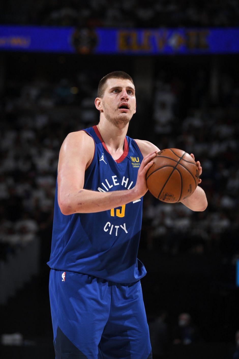 伦纳德身上 伦纳德身上