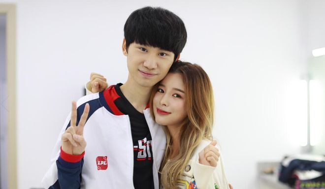 仅7分黯淡 仅7分黯淡