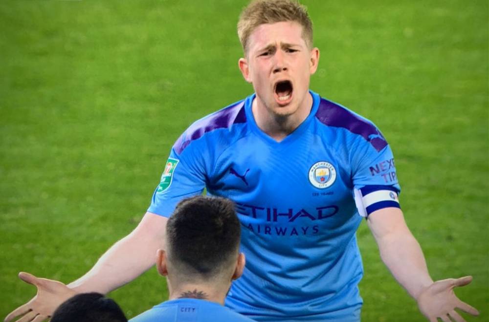 手而言